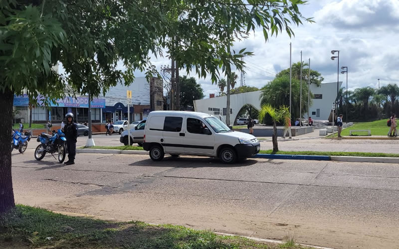 Una alumna fue atropellada: Golpeó contra el cordón y fue trasladada al Masvernat