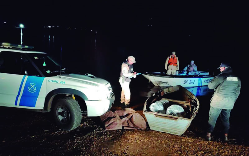 Pretendían atravesar el río con la mercadería de contrabando