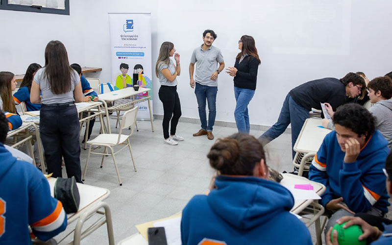 El Becario estará brindando un taller de orientación vocacional
