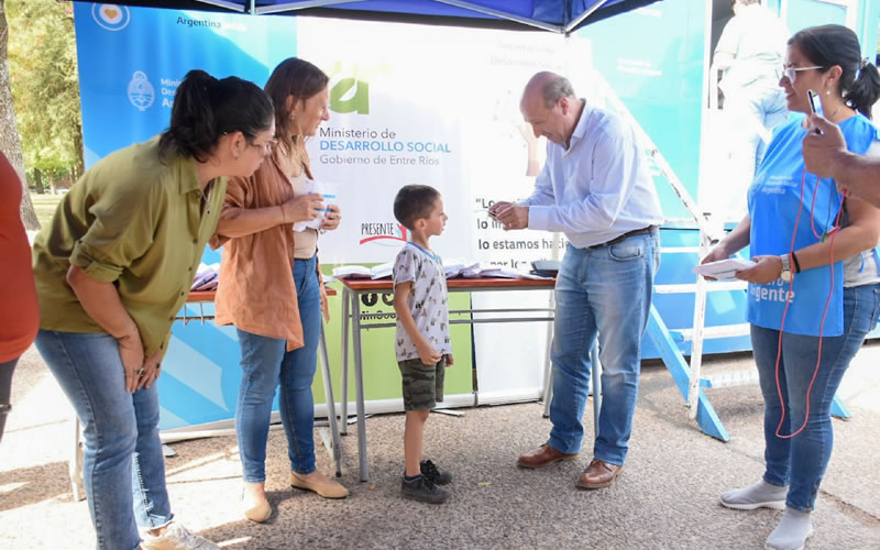 Más de 1600 entrerrianos ya accedieron a anteojos de manera gratuita en los operativos del Programa Mirarnos