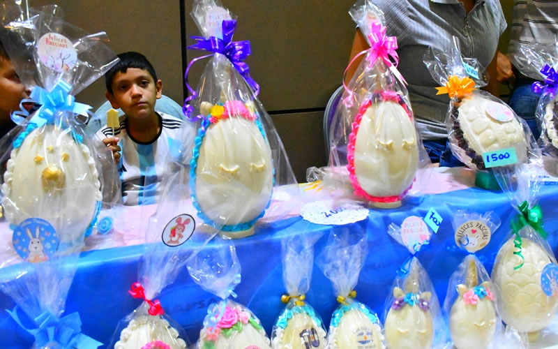La Expo Pascua 2023 comenzó con una gran concurrencia de público