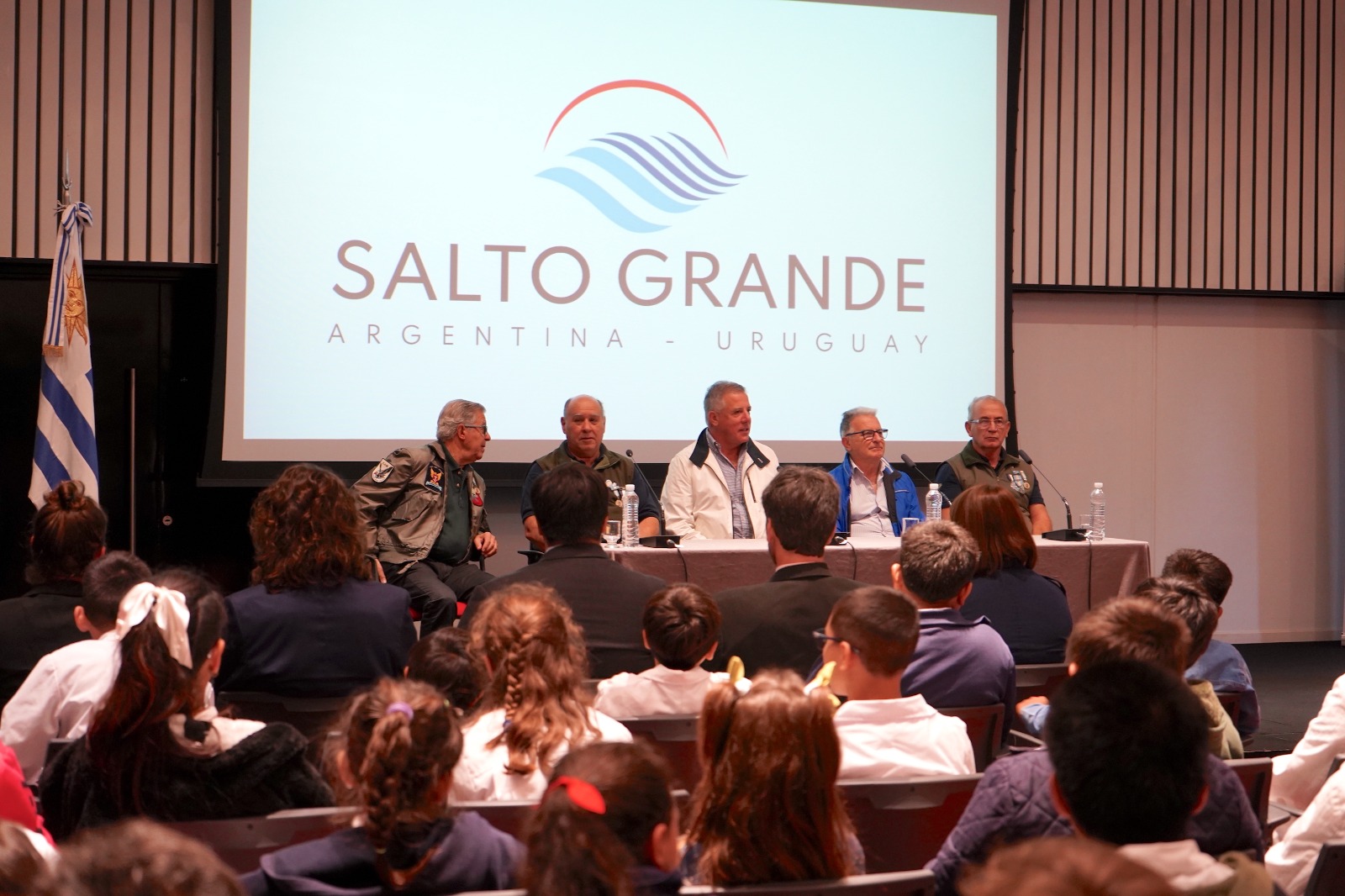 Salto Grande conmemoró a veteranos y caídos en la Guerra de Malvinas
