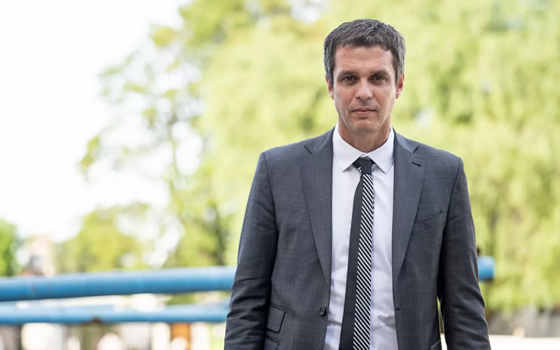 Más dudas que certezas: Cresto afirmó que está negociando su participación en las PASO