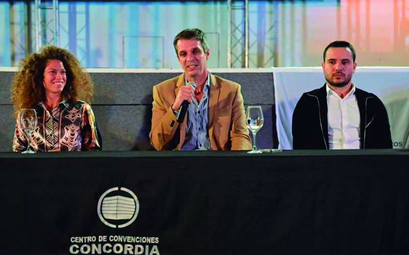 Cresto dijo que continúa en carrera y habló con Bahl para acordar «reglas claras»