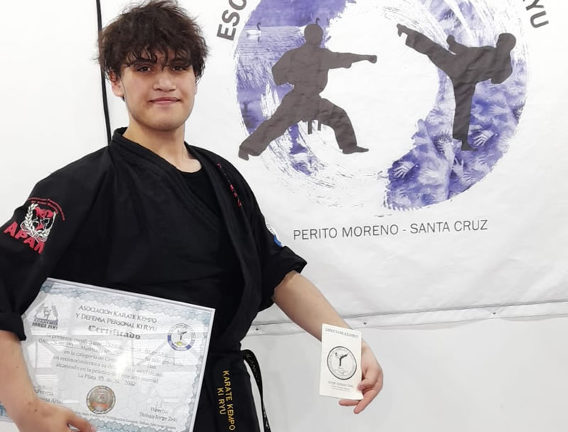 Historia de vida: Camilo Blanco, profesor y joven promesa del karate nacional
