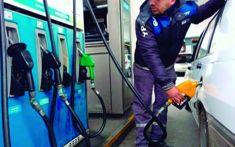 YPF aumento un 4,5% el precio de los combustibles