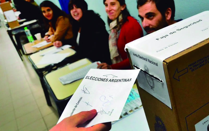Tras otro domingo electoral, crece la tendencia del voto en blanco y la abstención en las provincias