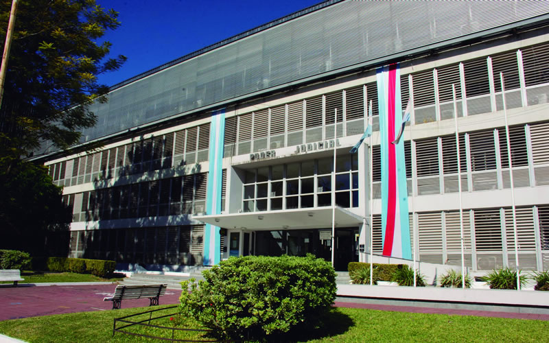 Paro de 48 horas de trabajadores judiciales por aumento salarial