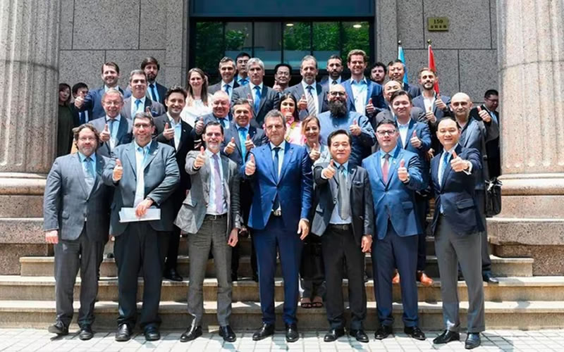 Las empresas chinas podrán invertir en yuanes en la Argentina