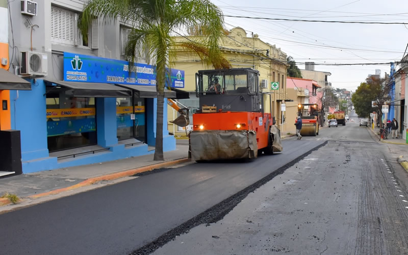 Desarrollo Urbano: Avanza el plan municipal de repavimentación en el casco céntrico