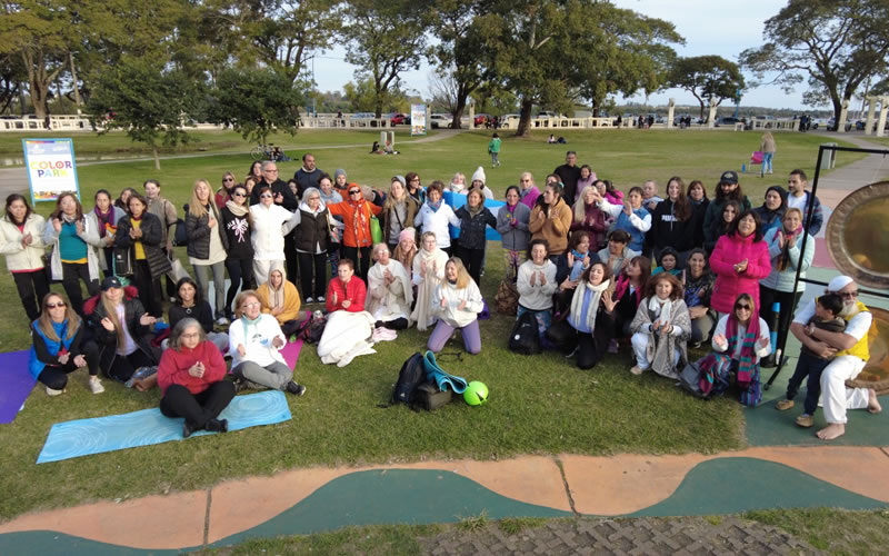 ¿Qué celebramos los yoguis el 21 de Junio?