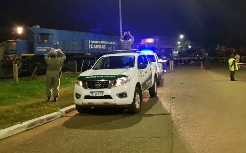 Un operativo especial se montó por el transporte ferroviario de vehículos y armamentos del Ejercito
