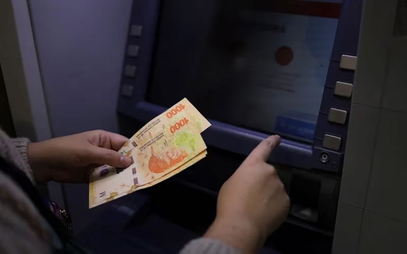 Sergio Massa anunció que los salarios de hasta $880.000 no pagarán Ganancias sobre el aguinaldo