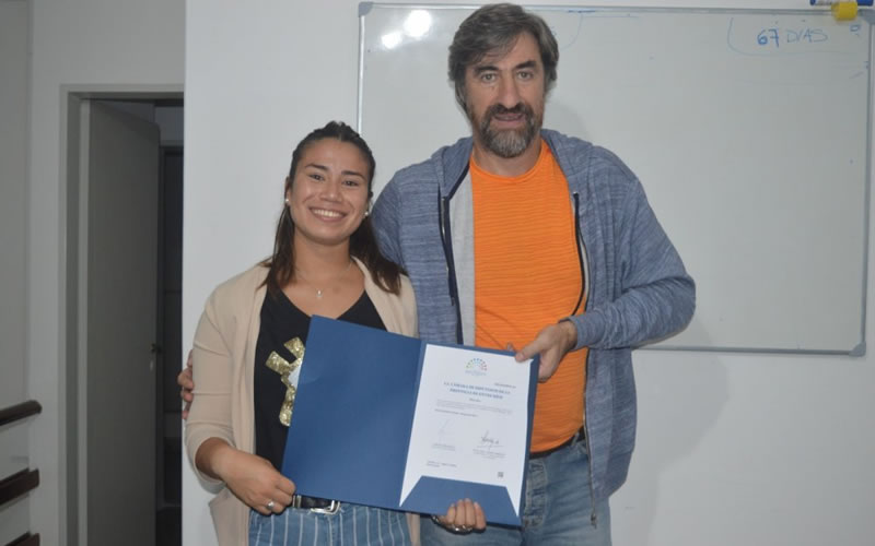 Diputados distinguió a la primera mujer árbitra de Concordia en ser contratada por la AFA