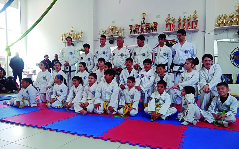 Exámen en el Instituto de Taekwon-Do UL JI