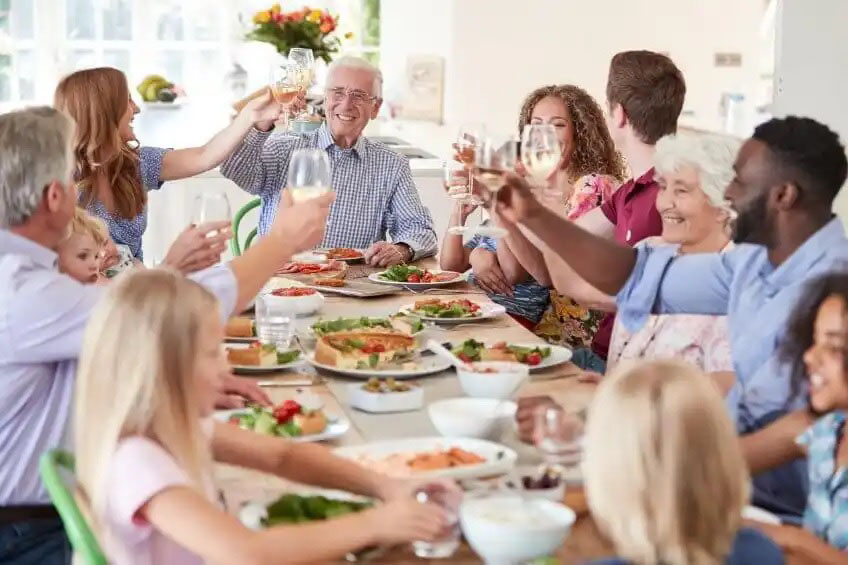 ¿Por qué comer en familia es tan importante?