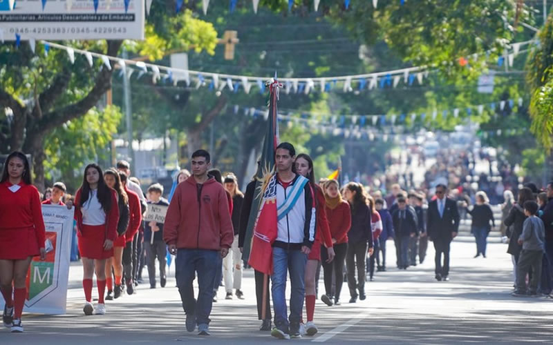 Día de la Independencia: Cresto convocó a “consolidar los logros alcanzados en esta construcción colectiva que transformó la ciudad”