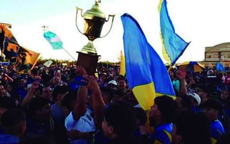 Tras 36 años de espera: Nébel gritó campeón