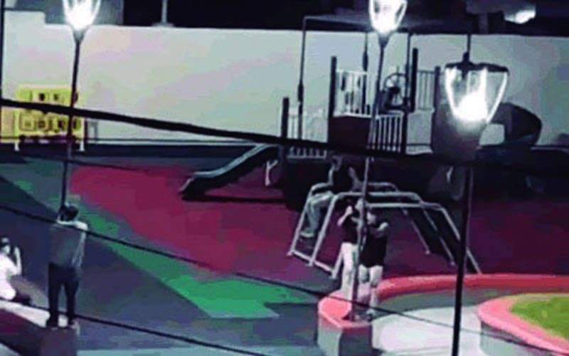 Vecinos denuncian vandalismo en Plaza Sol a través de redes sociales