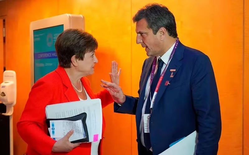 Tensión con el FMI: El nivel de ajuste fiscal es la pelea que traba el cierre del nuevo acuerdo