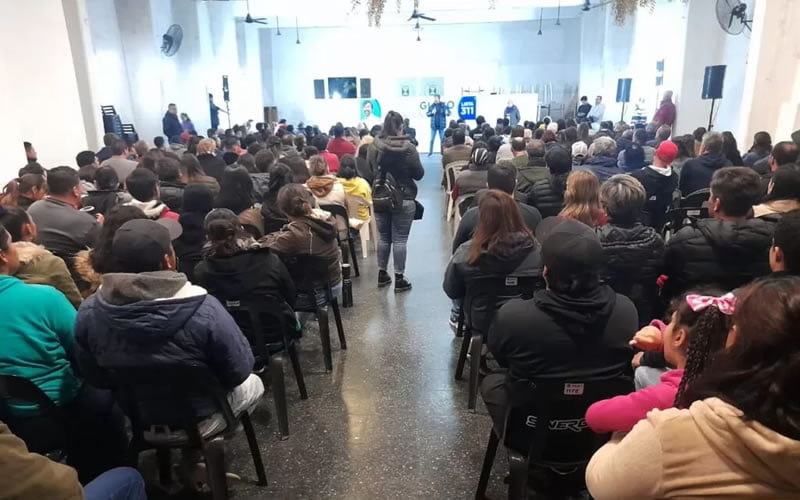 Más de 400 dirigentes deportivos y deportistas se reunieron con Giano