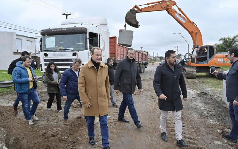 Bordet y Bahl recorrieron obras en Oro Verde y se reunieron con intendentes vecinalistas