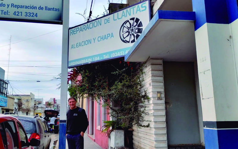 Por el Día Nacional del Empresario Tallerista del Automotor, entrevistamos a Carlos Argento, de Argento Alineación y Balanceo