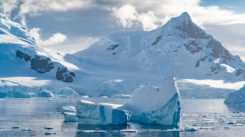 Alerta en la Antártida: Desapareció un bloque de hielo del tamaño de Argentina