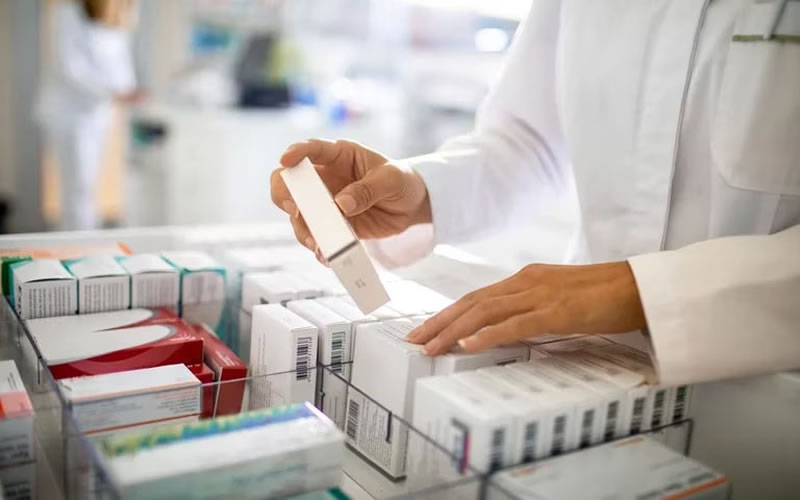 Congelan los precios de los medicamentos hasta el 31 de octubre tras un acuerdo con los laboratorios