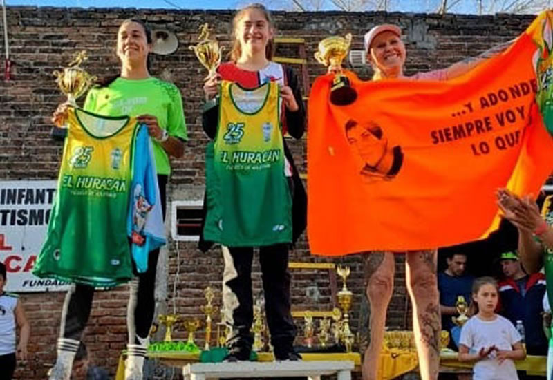 Greta Rodríguez gano los 7K del 25° Aniversario de la Escuelita de Atletismo “El Huracan”
