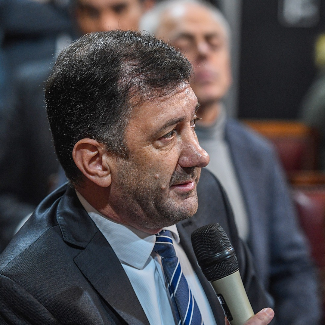 Senado dictaminó en comisión el proyecto de Kueider para reducir las tarifas eléctricas
