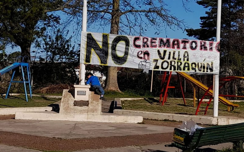 Vecinos de Villa Zorraquín volvieron a protestar contra el crematorio
