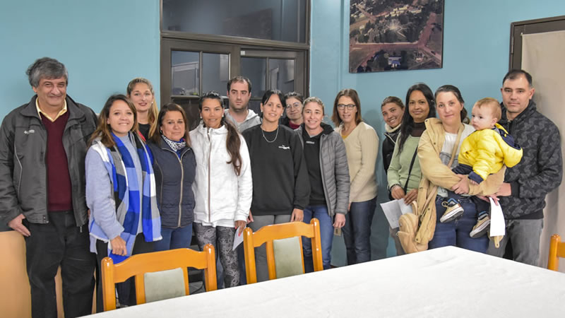 CAFESG entregó a través de su Microbanco más de 5 millones de pesos a emprendedores de la región Salto Grande