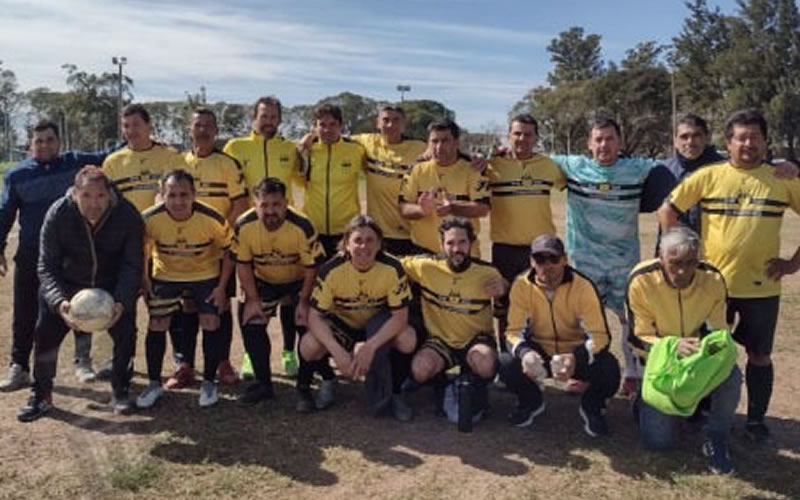 Comunicaciones continúa intratable en el Seniors+45