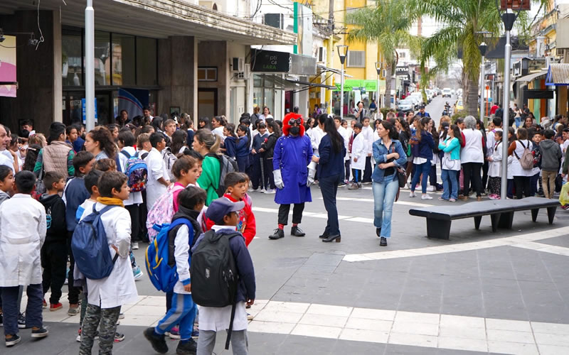 Junto a Salto Grande y veteranos de Malvinas, más de 600 alumnos conocieron sitios emblemáticos de Concordia