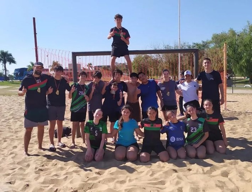 El combinado de Concordia de handball playa se consagró campeón en los juegos Evita