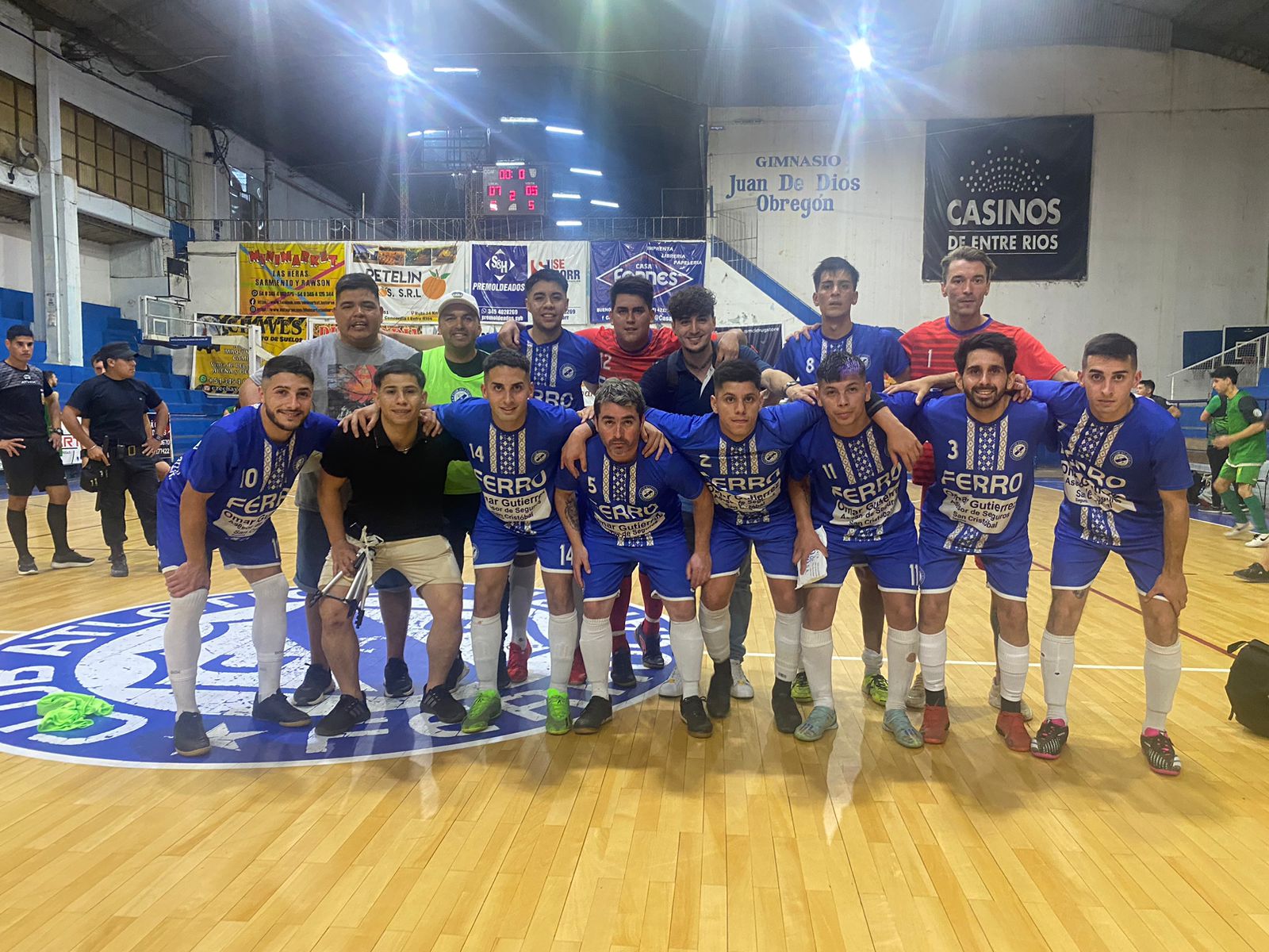 Electrizante octava fecha del Futsal