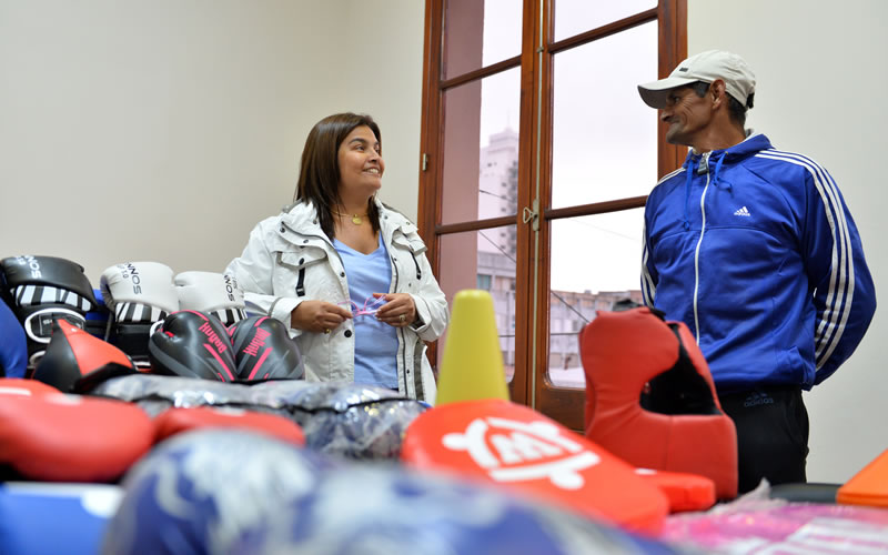La provincia entregó elementos a Escuela de Boxeo de Concordia