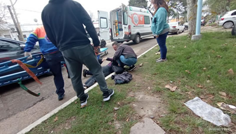 Mujer fue embestida por automovilista