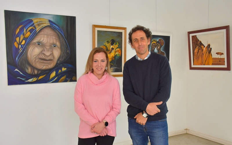 “Rincón de Poly”: La artista Marilina Baumkratz realiza una muestra en el Centro de Información Turística