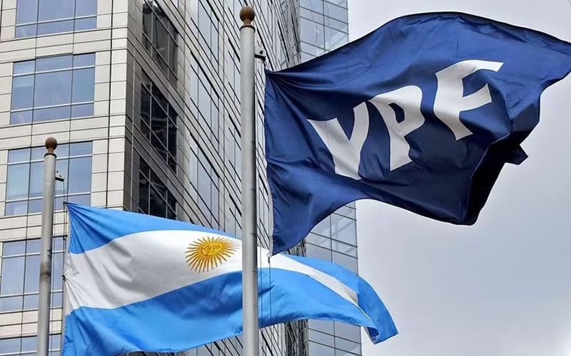 YPF: Tras el fallo millonario, piden empezar a embargar bienes argentinos en 30 días