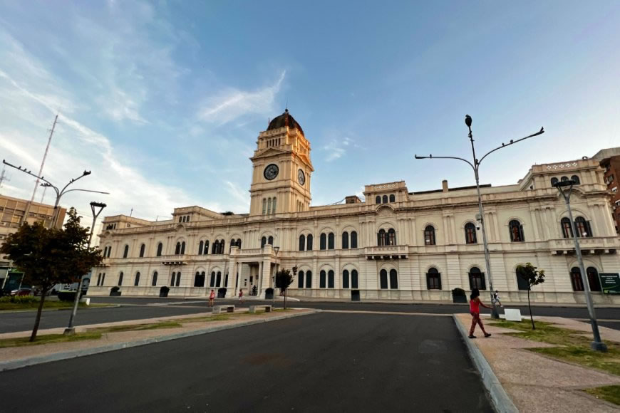 Bordet suspendió al director de Informática de la provincia, uno de los procesados en causa por espionaje