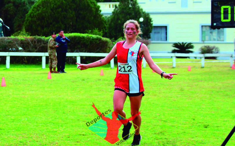 Greta Rodriguez y Luis Barrio se adueñaron del Cross Aventura con obstáculos «Blandengues»