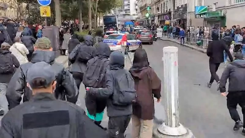 Violentos incidentes en París: Encapuchados atacaron a una patrulla policial e hirieron a tres uniformados
