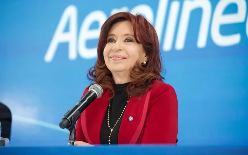 Tras los fallos que reabrieron la causa Hotesur-Los Sauces, Cristina Kirchner anunció que reaparecerá en público