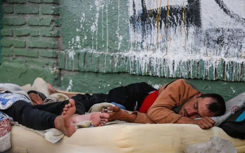 Pobreza: En medio de la suba de la inflación, la mitad de los hogares vive con menos de $200.000 por mes