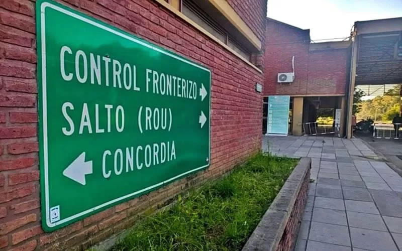 Intentaron atravesar la frontera Concordia – Salto con drogas escondidas en el auto y fueron detenidos