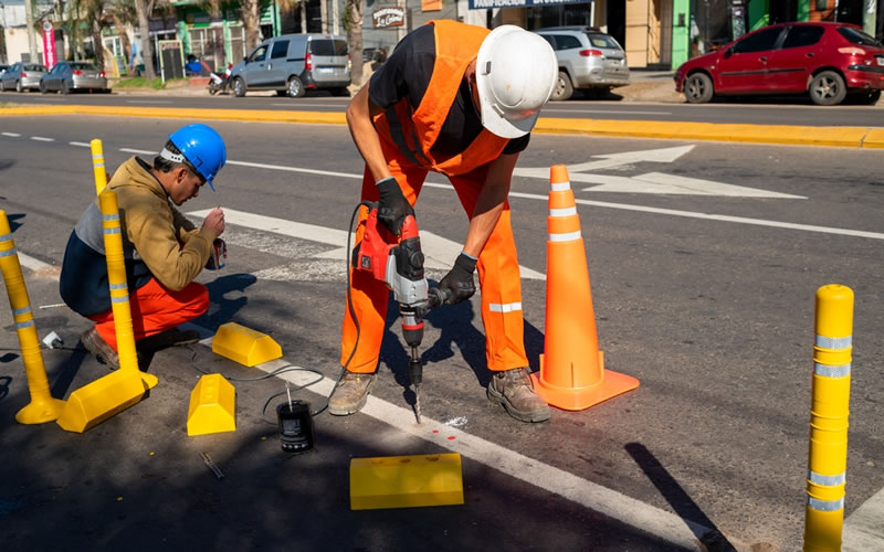 La instalación de reductores de velocidad y ordenadores viales mejoran la seguridad
