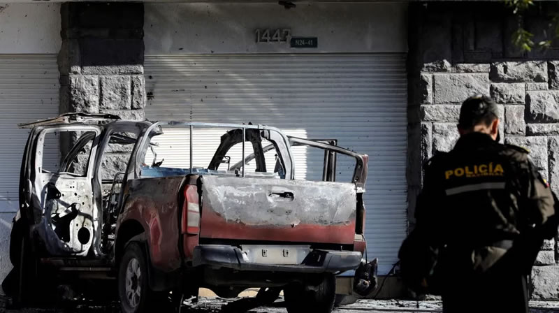 Crece la violencia en Ecuador: Ataques con granadas y dos atentados con coches bomba sacudieron Quito