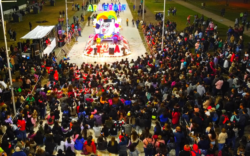 Fiesta del Estudiante 2023: Comienzan los desfiles de carrozas